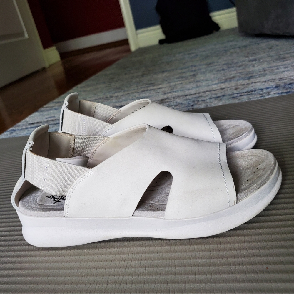 OTBT Sandals